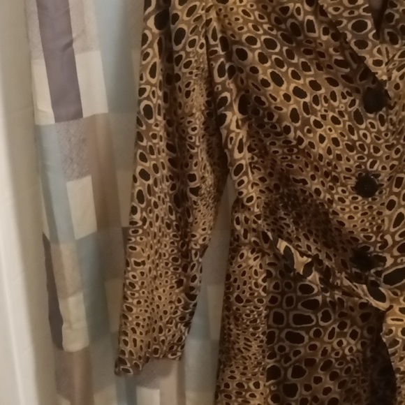 NWOT A | LINE poly multi-colored l/s light coat w black buttons & sash belt Sm - Picture 5 of 12